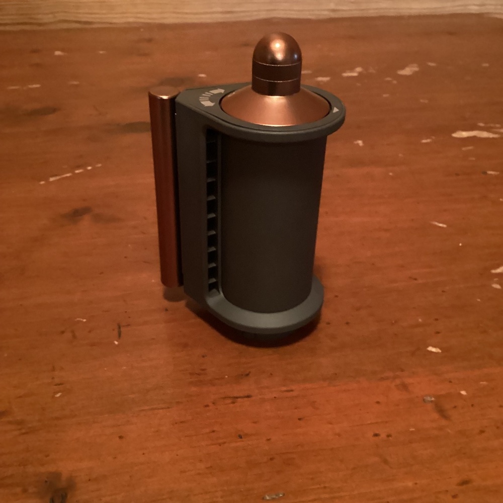 Dyson airwrap Coanda smoothin dryer